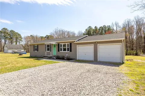 23707 Addison St, North Dinwiddie, VA 23803