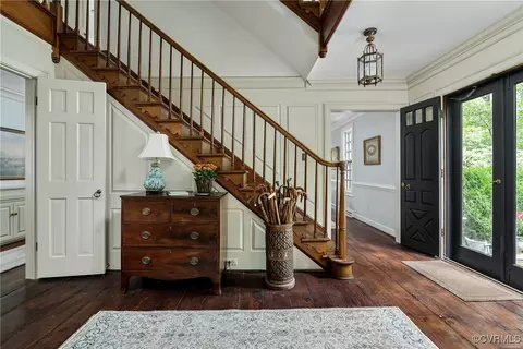 10700 Darby Cir, Midlothian, VA 23113 photo 4