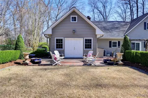 Exterior - 113 Pinepoint Rd, Williamsburg, VA 23185 photo 13 of 22