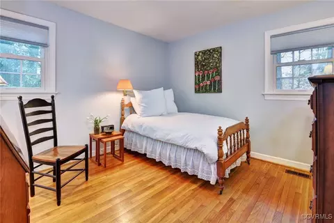 Bedroom - 113 Pinepoint Rd, Williamsburg, VA 23185 photo 4 of 5