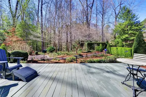 Exterior - 113 Pinepoint Rd, Williamsburg, VA 23185 photo 7 of 22