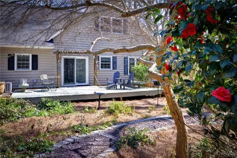 Exterior - 113 Pinepoint Rd, Williamsburg, VA 23185 photo 20 of 22