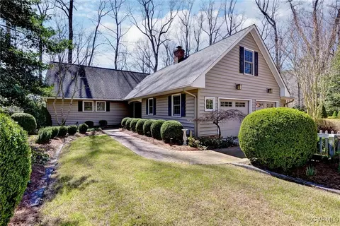 113 Pinepoint Rd, Williamsburg, VA 23185