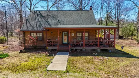 176 Kennel Ct, Bumpass, VA 23024