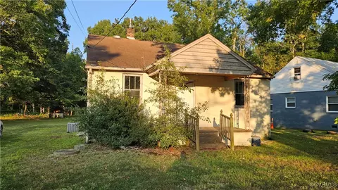 20201 Laurel Rd, Petersburg, VA 23803