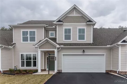 8688 Hope Farm Ln, Mechanicsville, VA 23111