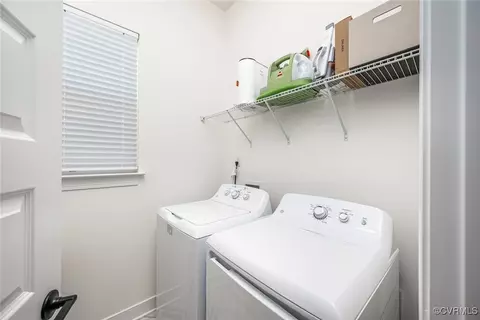1806 Twin Rivers Ct, Chester, VA 23836
