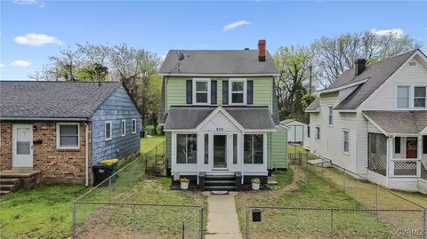 808 E Poythress St, Hopewell, VA 23860