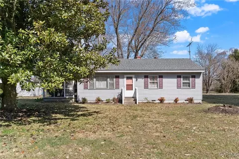 Exterior - 36 Second St, Lancaster, VA 22503 photo 2 of 9