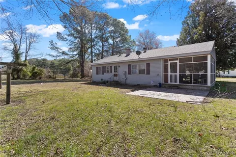 Exterior - 36 Second St, Lancaster, VA 22503 photo 6 of 9