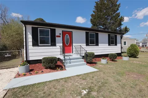 2005 Dupuy Rd, Petersburg, VA 23803