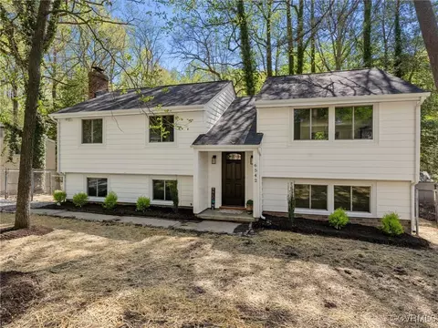 6542 Creekrun Dr, North Chesterfield, VA 23234