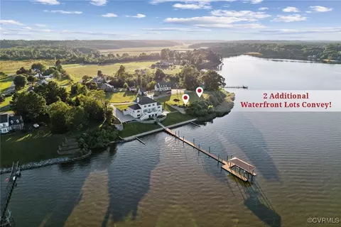 390 Benton Point Rd, Tappahannock, VA 22560