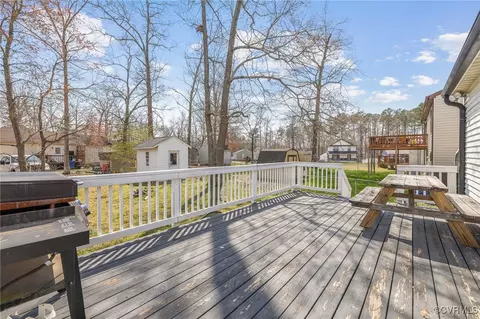 Exterior - 6349 Macbeth Ct, North Chesterfield, VA 23234 photo 4 of 5