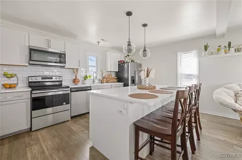Kitchen - 6349 Macbeth Ct, North Chesterfield, VA 23234 photo 3 of 5
