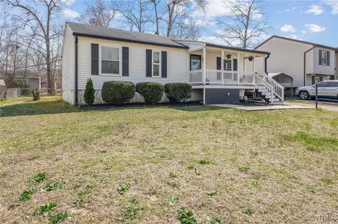 Exterior - 6349 Macbeth Ct, North Chesterfield, VA 23234 photo 3 of 5