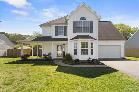 613 Sidney St, Hopewell, VA 23860