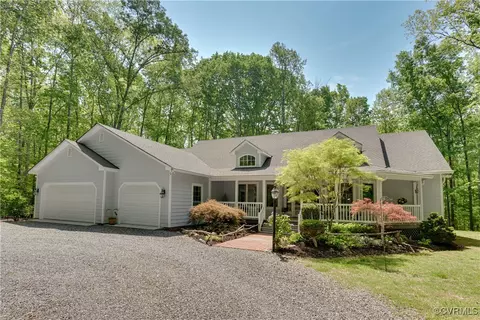 13045 Little Bridge Dr, Doswell, VA 23047