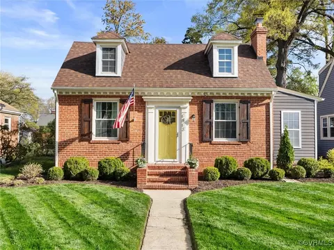 1812 Maple Shade Ln, Richmond, VA 23227