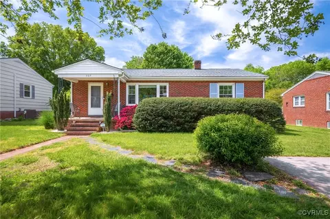 507 E Second St, Farmville, VA 23901