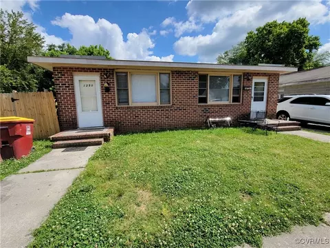 1356-1358 Rome St, Petersburg, VA 23803