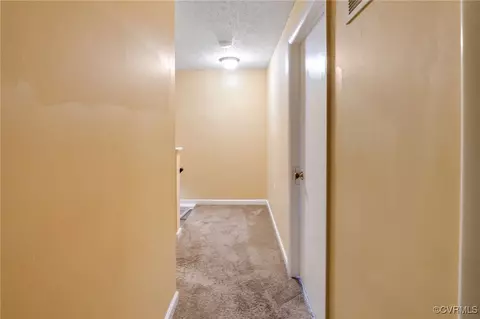 Entry Way - 7924 Clovertree Ct, Richmond, VA 23235 photo 5 of 6