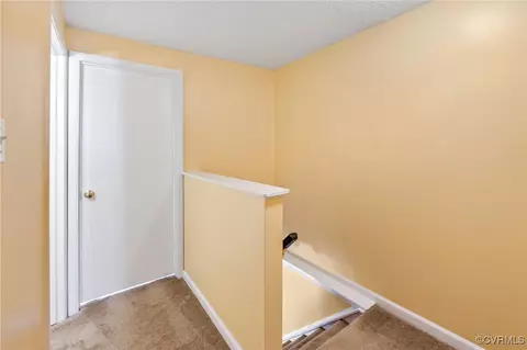 Entry Way - 7924 Clovertree Ct, Richmond, VA 23235 photo 4 of 6