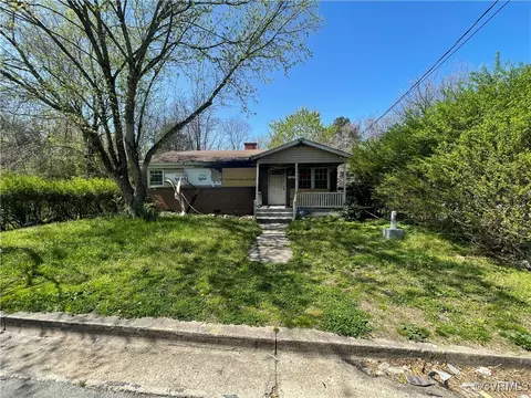 1416 Grant Ave, Petersburg, VA 23803