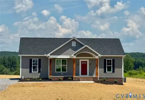 8666 Hat Creek Rd, Brookneal, VA 24528