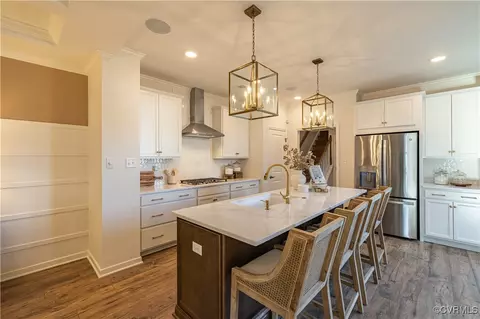 6619 Mayland Ridge Ln, Moseley, VA 23120