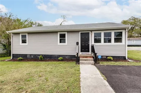 735 Federal St, Petersburg, VA 23803