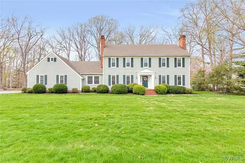 312 Huddersfield Dr, North Chesterfield, VA 23236