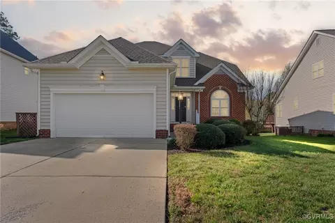 14525 Waters Shore Dr, Midlothian, VA 23112