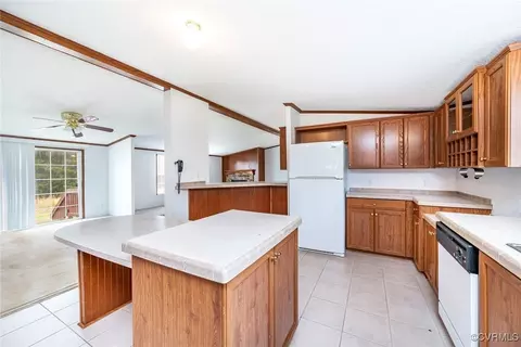 394 Tower Rd, Brodnax, VA 23920 photo 10