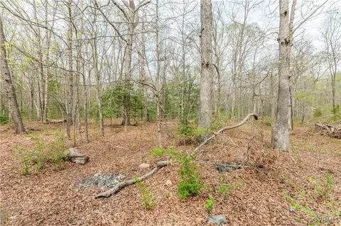 831 Nash Rd, Henrico, VA 23150