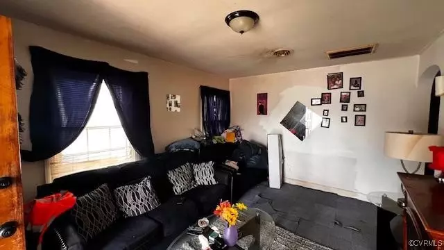  202 E Westover Ave, Colonial Heights, VA 23834 photo 5