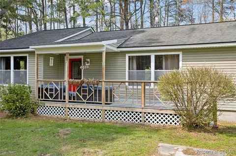 1217 Hallieford Rd, Hallieford, VA 23068