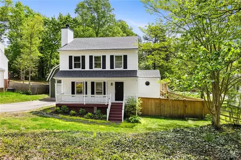 10911 Rufford Rd, Chester, VA 23831