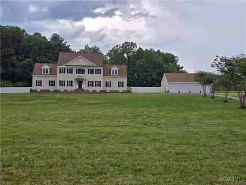 Exterior - 454 W Spring Forest Rd, King William, VA 23086 photo 3 of 7