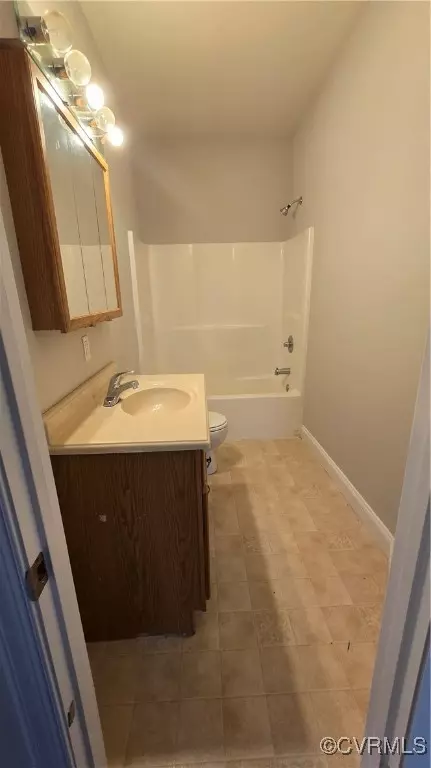 Bath - 454 W Spring Forest Rd, King William, VA 23086 photo 8 of 8