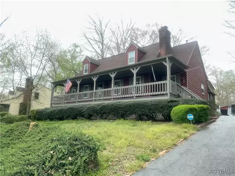 2611 Mistwood Forest Dr, Chester, VA 23831