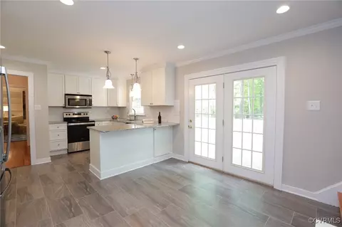 Kitchen - 12830 Foxstone Rd, Midlothian, VA 23113 photo 6 of 6