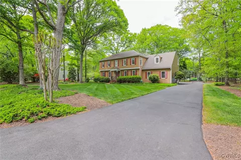 Exterior - 12830 Foxstone Rd, Midlothian, VA 23113 photo 8 of 9