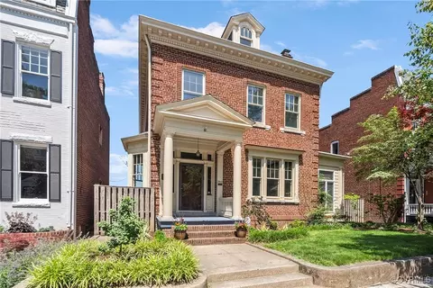 2612 W Grace St, Richmond, VA 23220