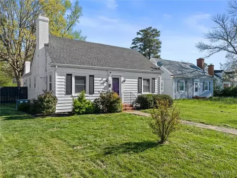 Exterior - 2 E Union St, Sandston, VA 23150 photo 2 of 6