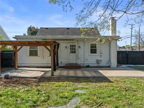 Exterior - 2 E Union St, Sandston, VA 23150 photo 4 of 6