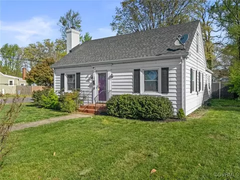 Exterior - 2 E Union St, Sandston, VA 23150 photo 3 of 6