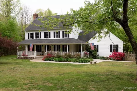 329 Castle Park Ln, Mineral, VA 23117