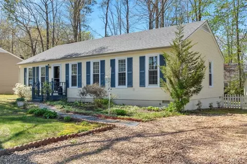 9924 Post Horn Dr, North Chesterfield, VA 23237