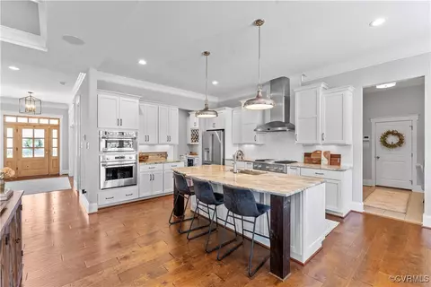 Kitchen - 2437 Mitchells Mill Dr, Midlothian, VA 23112 photo 6 of 6
